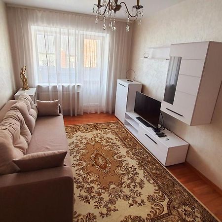 Center Daire Lutsʼk Dış mekan fotoğraf